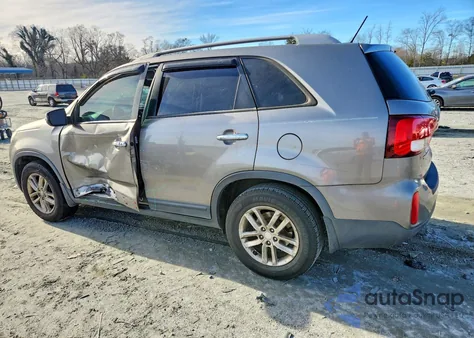 2015 Kia Sorento Lx z USA, uszkodzony, nr VIN 5XYKT4A77FG601623